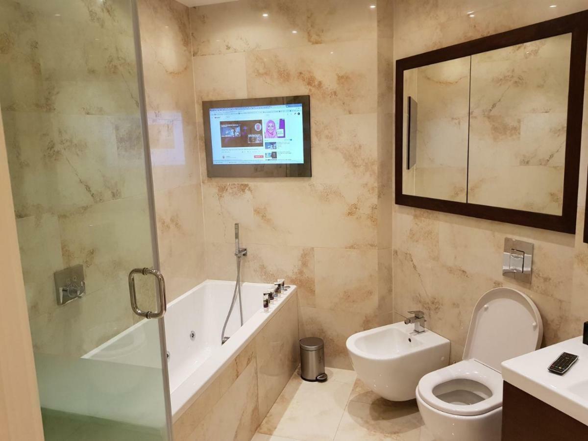 Heart Of Knightsbridge - Stunning Air Conditioned Apartment - 1 Minute Walk From Harrods London Exterior foto